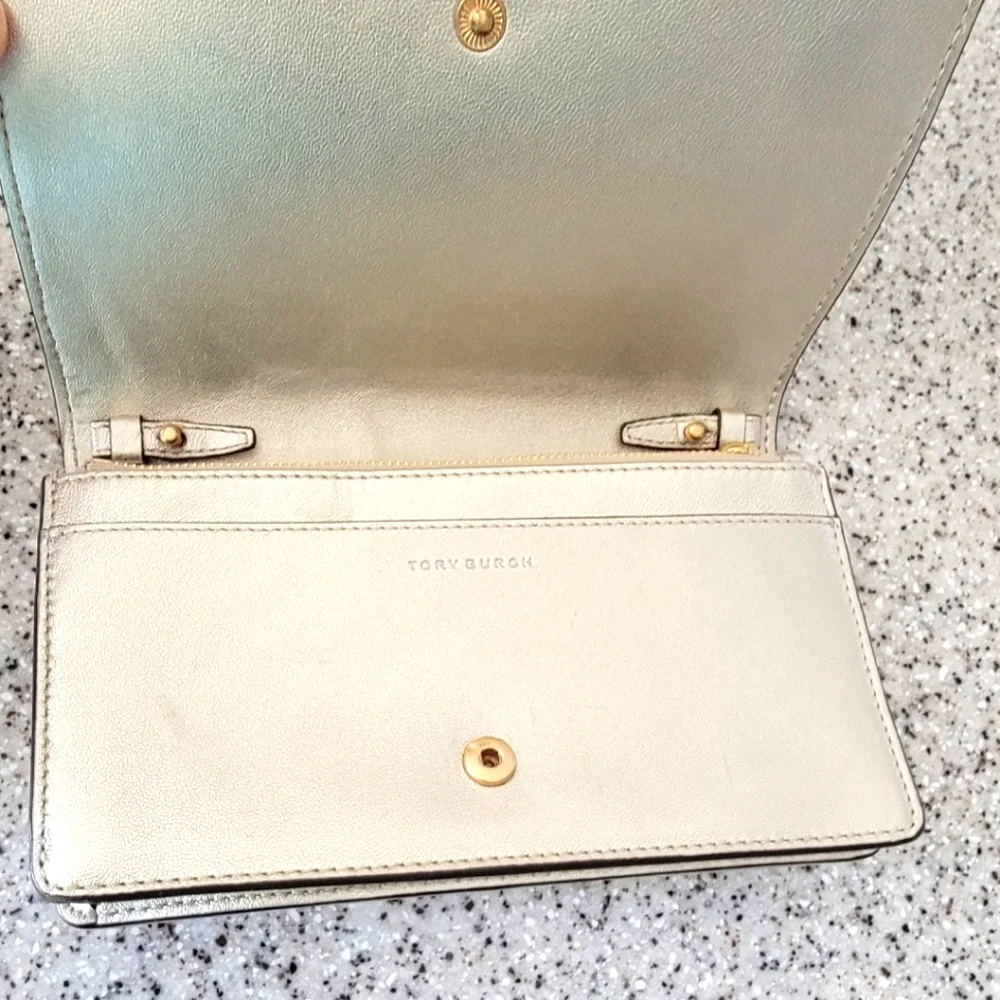 Tory Burch beautiful wallet